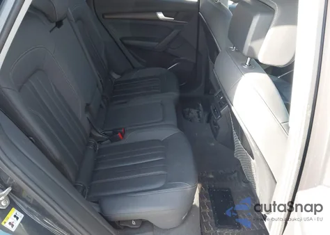 2021 Audi Q5 Premium 45 Tfsi Quattro S Tronic z USA, uszkodzony, nr VIN WA1AAAFY3M2004472